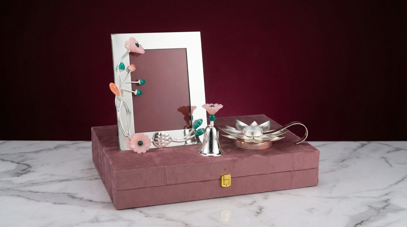 Aesthetic Frame Gift Set